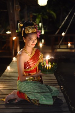 LoyKratong2017PhotoKratongCompass