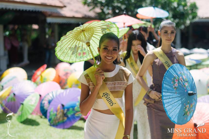 MissGrand2017UmbrellaPhoto6