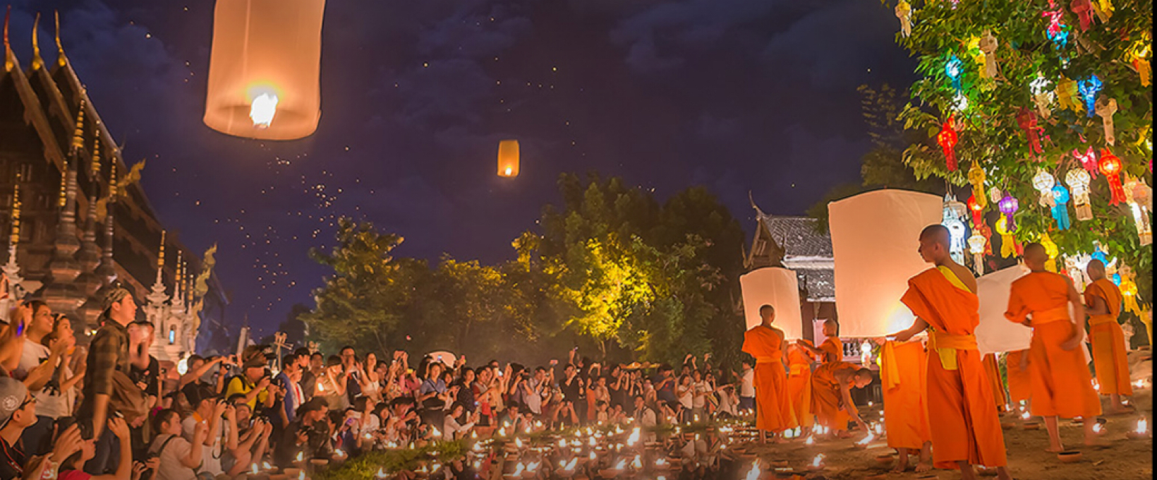Loy Kratong 2018 - Wat Pan Tao Photo วัดพันเตา Wat Pan Tao recadrée (cover FB)