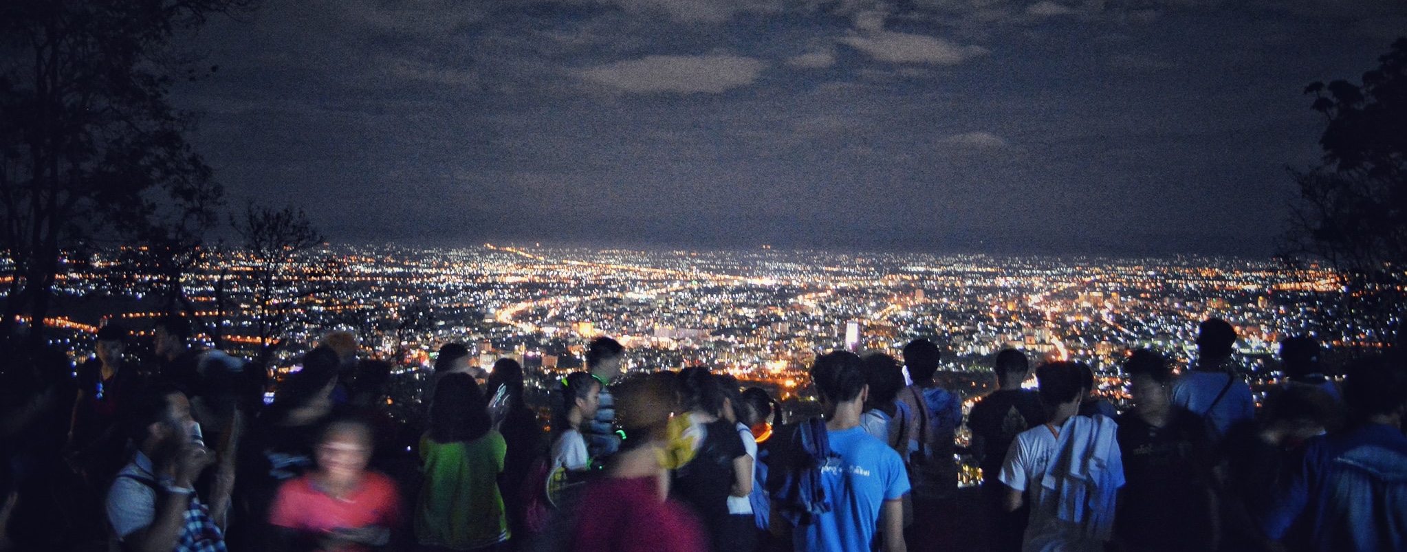 WalkUpDoiSuthep2019Photoแอ่วดีไหม?-แอ่วใหนดี?1recadrée